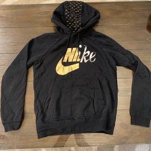 Women’s XS Nike Sweatshirt- black and gold